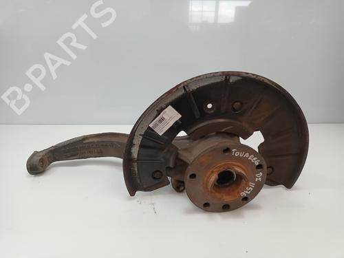Used Left front steering knuckle VW TOUAREG (7LA, 7L6, 7L7) 3.0 V6 TDI (225 hp) 18001060