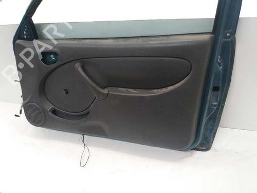 Right front door CHEVROLET METRO Hatchback  | BP12905188C3