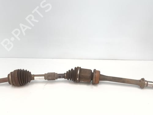 Used Right front driveshaft TOYOTA COROLLA Verso (_E12_) 2.0 D-4D (CDE120_, CDE120R) (90 hp) 26961504