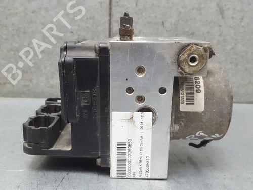 Used ABS pump NISSAN X-TRAIL I (T30) 2.2 Di 4x4 (114 hp) 12738201
