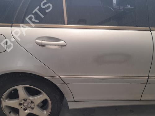 Used Right rear door MERCEDES-BENZ C-CLASS T-Model (S203) C 270 CDI (203.216) (170 hp) 12782074