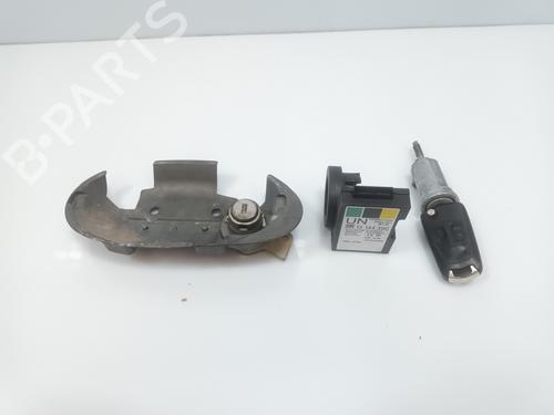 Used Electronic module OPEL MERIVA A MPV (X03) [2003-2010]  32749894