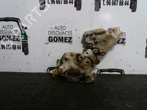 Used Front right lock NISSAN TERRANO II (R20) 2.7 TDi 4WD (125 hp) 12820426