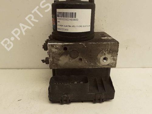 Used ABS pump HYUNDAI ELANTRA III Saloon (XD) 2.0 CRDi (113 hp) 12758368