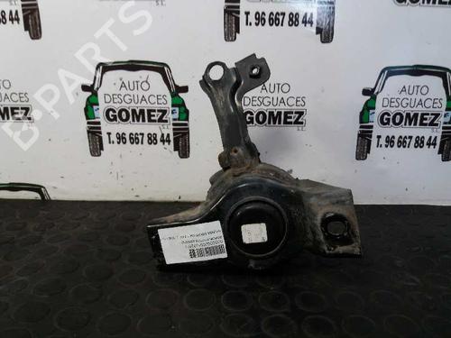 Used Engine mount HYUNDAI COUPE II (GK) 1.6 16V (105 hp) 12685505