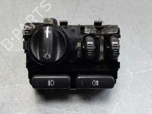 Used Headlight switch VOLVO XC90 I (275) D5 AWD (163 hp) 12726141