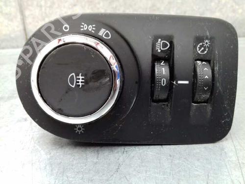 Licht Schakelaar OPEL CORSA E (X15) 1.4 (08, 68) (90 hp) 12751420