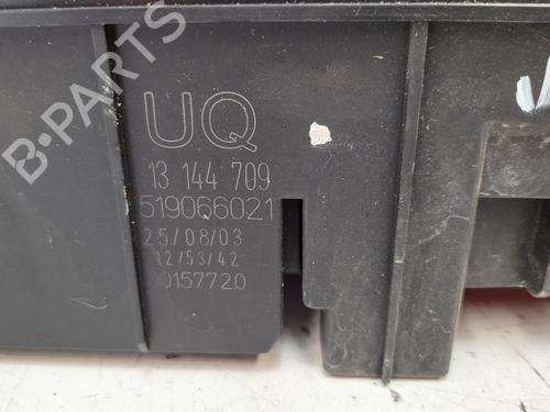 Fuse box OPEL VECTRA C (Z02) 3.0 CDTI (F69) | BP12782730E1 