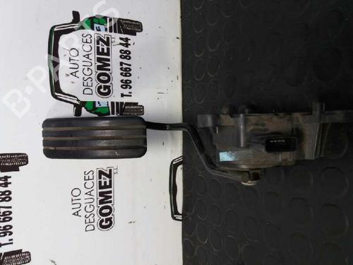 Used Pedal RENAULT CLIO III (BR0/1, CR0/1) 1.5 dCi (BR17, CR17) (86 hp) 12816990