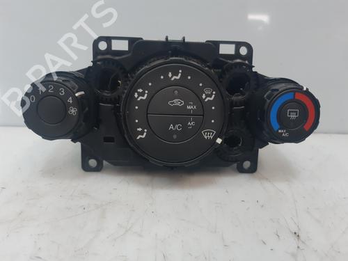 Used Climate control FORD FIESTA VI (CB1, CCN) 1.25 (60 hp) 19042248