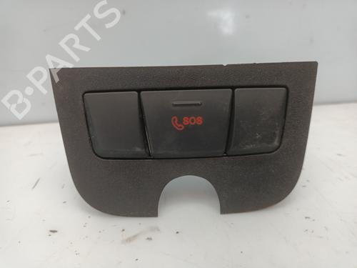 Used Switch MERCEDES-BENZ CLA Coupe (C117) [2013-2019]  25924779