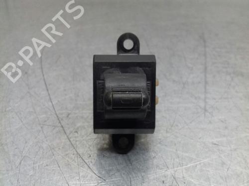 Used Right front window switch Right front window switch CHRYSLER VOYAGER / GRAND VOYAGER III (GS_, NS_) 2.5 TD (116 hp) 12808671 12808671