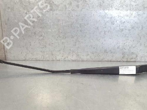 Used Front windshield wiper arm AUDI A3 (8P1) 1.6 FSI (115 hp) 12804413