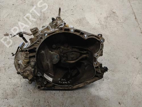Gearkasse PEUGEOT 206 Hatchback (2A/C) 1.9 D (69 hp) 15238793