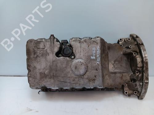 Used Oil sump Oil sump MERCEDES-BENZ SPRINTER 2-t Van (B901, B902) 208 CDI (901.661, 901.662, 902.661, 902.662) (82 hp) 36300559 36300559