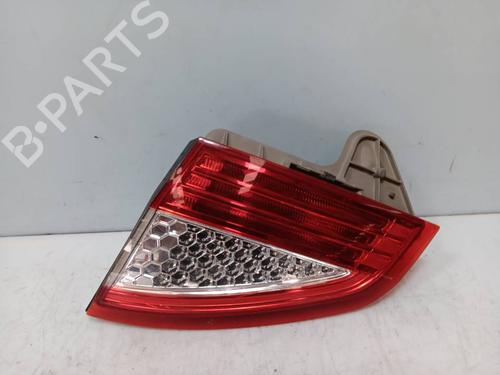 Used Left tailgate light Left tailgate light FORD MONDEO IV (BA7) 2.0 TDCi (140 hp) 40159926 40159926