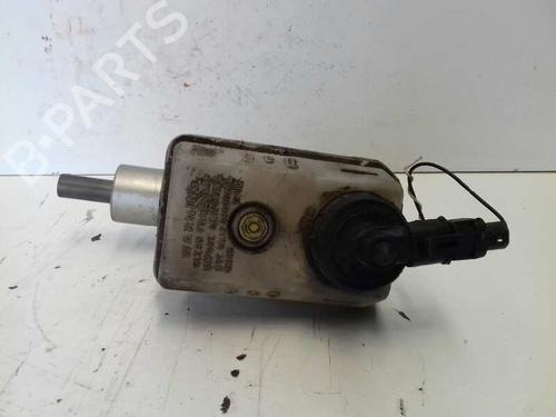 Brake master cylinder RENAULT ESPACE III (JE0_) 1.9 dTi (JE0M) | BP12685211M77 