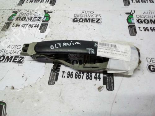 Used Rear left exterior door handle SKODA OCTAVIA I (1U2) 1.9 SDI (68 hp) 12797721