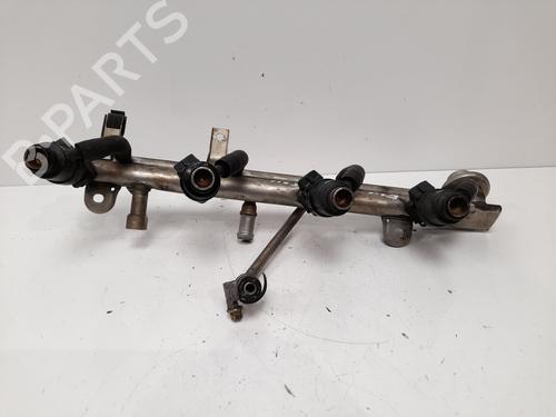 Used Injection rail BMW 3 (E46) 316 i (105 hp) 12717282