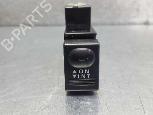 Used Switch Switch MITSUBISHI SPACE RUNNER MPV (N1_W, N2_W) 1.8 4WD (N21W) (122 hp) 12740337 12740337