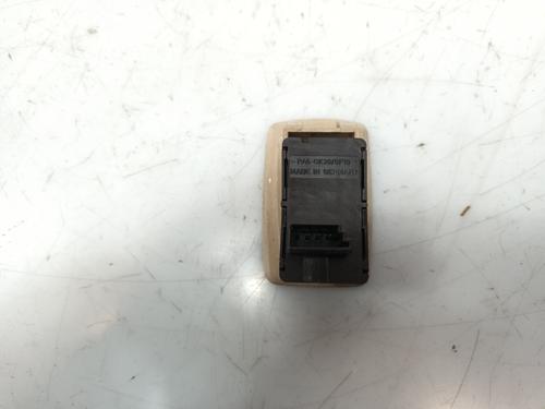 Right front window switch BMW 5 (E60) 520 d | BP22600656I26 