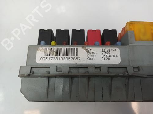 Fuse box FIAT CROMA (194_) 1.9 D Multijet (194AXC1B, 194AXC12) | BP19417376E1 