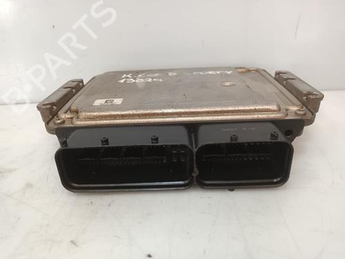 Engine control unit (ECU) KIA CEE'D SW (ED) 1.6 CRDi 115 | BP30113065M57
