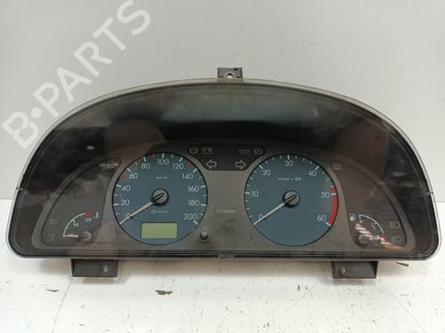 Used Instrument cluster CITROËN XSARA (N1) 1.9 TD (90 hp) 17551039