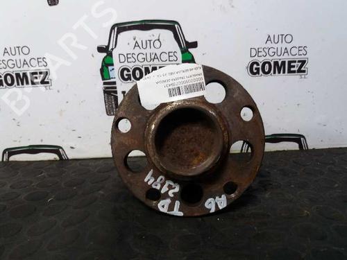 Used Right rear steering knuckle AUDI A6 C5 (4B2) 2.5 TDI (150 hp) 12810859