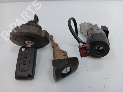 electronic-module-citroen-c4-i-lc_-2004-2005-2006-2007-2008-2009-2010-2011-2012-2013-2014-33455843 main image