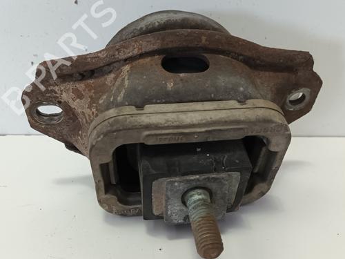 Engine mount LAND ROVER DISCOVERY III (L319) 2.7 TD 4x4 | BP12785134M89 