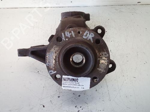 Used Right front steering knuckle PEUGEOT 206 Hatchback (2A/C) 1.4 LPG (75 hp) 12744697