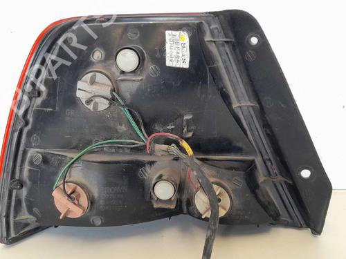 Right taillight HYUNDAI ACCENT II (LC) 1.3 | BP12810231C35 