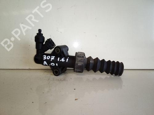 Used Clutch slave cylinder PEUGEOT 307 (3A/C) 1.6 16V (109 hp) 13974505