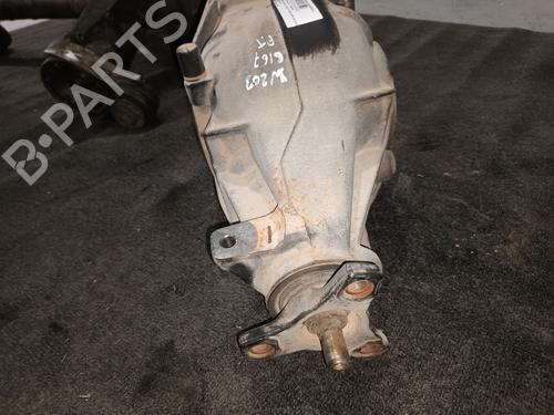 Rear differential MERCEDES-BENZ C-CLASS (W203) C 200 Kompressor (203.042) | BP18354030M24 