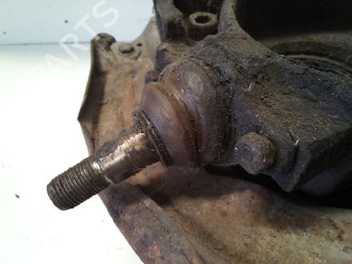 Left front steering knuckle RENAULT TRAFIC Van (T_, P_, V_) 2.1 D | BP12744631M25 
