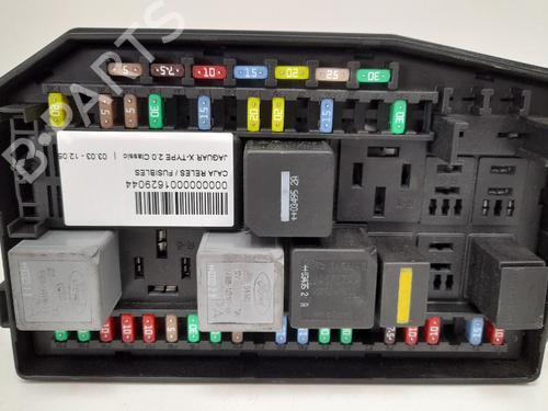 Used Fuse box JAGUAR X-TYPE I (X400) 2.0 D (130 hp) 12857399