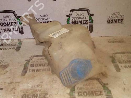 Used Windscreen washer tank VW GOLF IV (1J1) 1.8 (125 hp) 12686408