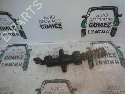 Used Clutch slave cylinder CITROËN XSARA PICASSO (N68) [1999-2012]  13984655