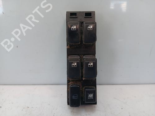 Used Left front window switch KIA SORENTO I (JC) [2002-2011]  24516532
