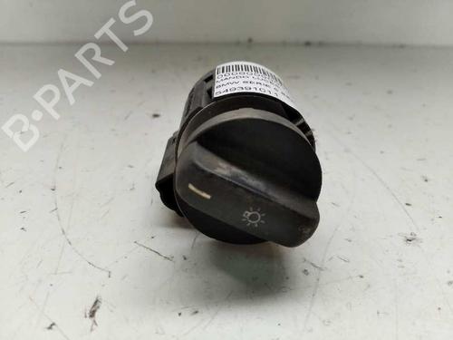 Used Headlight switch BMW 5 (E39) 520 d (136 hp) 12699907