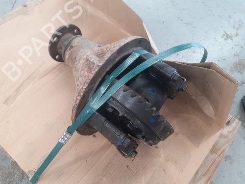 Rear differential MITSUBISHI DELICA / SPACE GEAR 2.4 (PA4W, PB4W, PC4W) | BP18486561M24