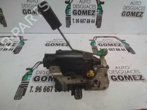 Used Front right lock OPEL MOVANO A Bus (X70) [1998-2025]  12932521