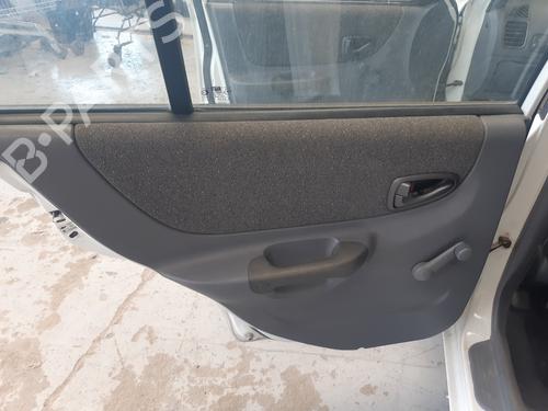 Høyre bak utvendig håndtak HYUNDAI ACCENT II (LC) 1.3 | BP27868309C130 