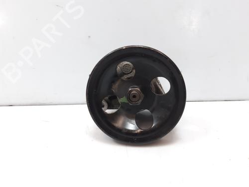 Used Steering pump Steering pump KIA CERATO I Saloon (LD) 1.5 CRDi (102 hp) 36753058 36753058
