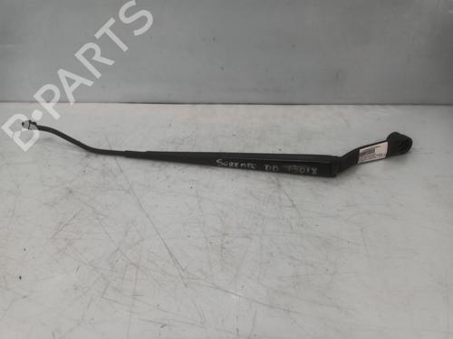 Used Front windshield wiper arm KIA SORENTO I (JC) [2002-2011]  30081680