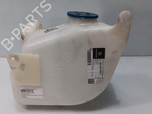 Used Windscreen washer tank MERCEDES-BENZ VIANO (W639) CDI 3.0 (639.811, 639.813, 639.815) (204 hp) 30573977