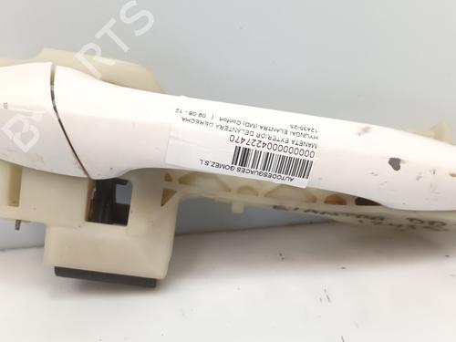 Used Front right exterior door handle HYUNDAI ELANTRA V Saloon (MD, UD) 1.6 (132 hp) 26957743