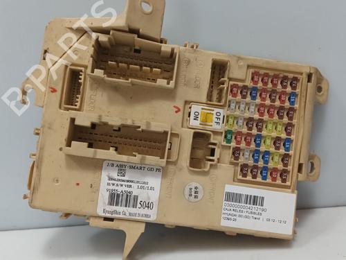 Used Fuse box Fuse box HYUNDAI i30 (GD) [2011-2026] 33957826 33957826