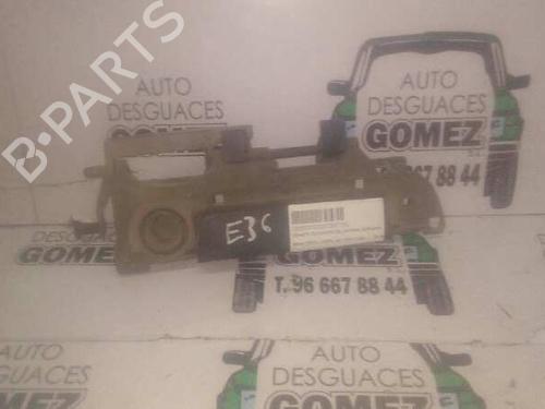 Maniglia esterna anteriore destra BMW 3 (E36) 318 is (140 hp) 51218122442 | 51218122442 |